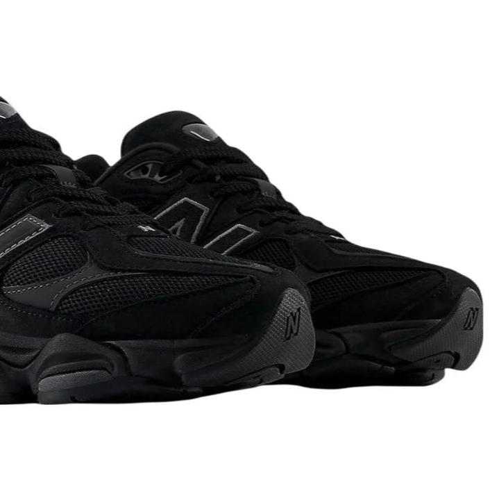 9060 Triple Black Cat