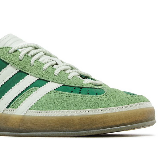 Gazelle Indoor 'El Yunque'