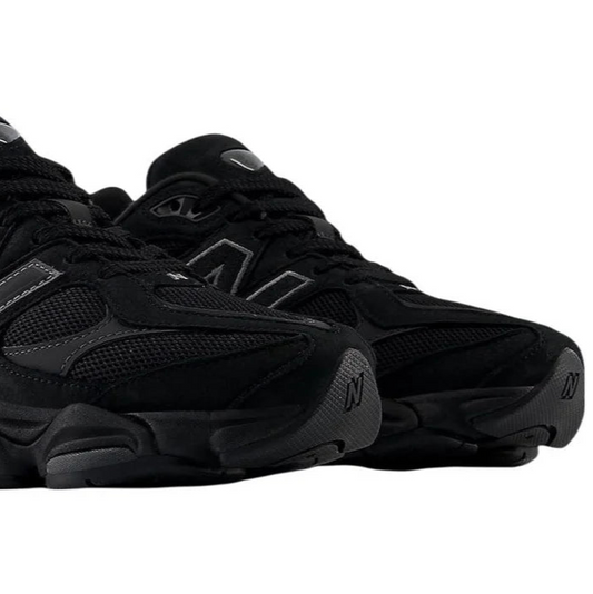 9060 Triple Black Cat